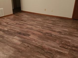 302 3rd Ave #3, Slater, IA 50244