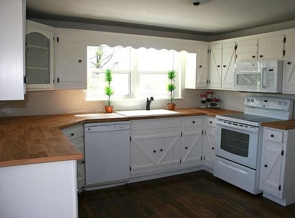 5th image of 152 E Julius St
