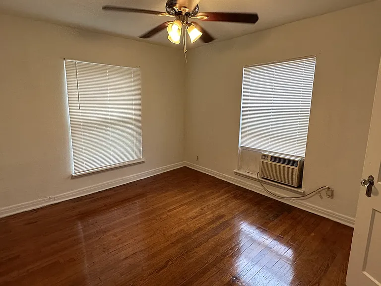1842 W Main St #3 — Photo 11