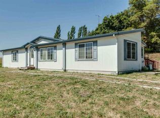 4516 E Heaton Rd, Spangle, WA 99031