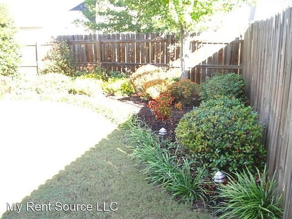 3rd image of 38 Village Park Dr