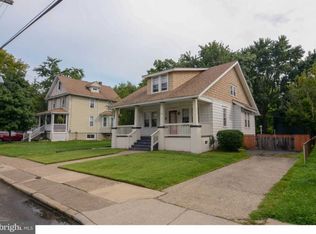 415 Newton Ave, Oaklyn, NJ