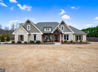 103 Shenandoah Dr, Calhoun, GA 30701