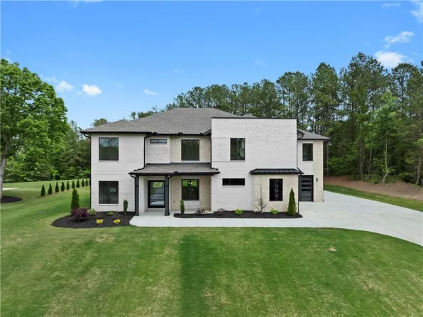 4991 Cash Rd, Flowery Branch, GA 30542