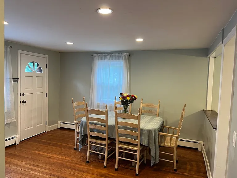 4 Ciccone Way — Photo 3