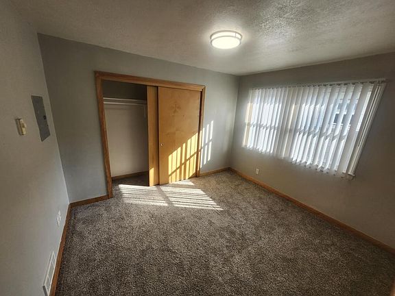 5th image of 23 3rd St