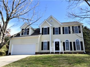 2607 Pimpernel Rd, Charlotte, NC 28213