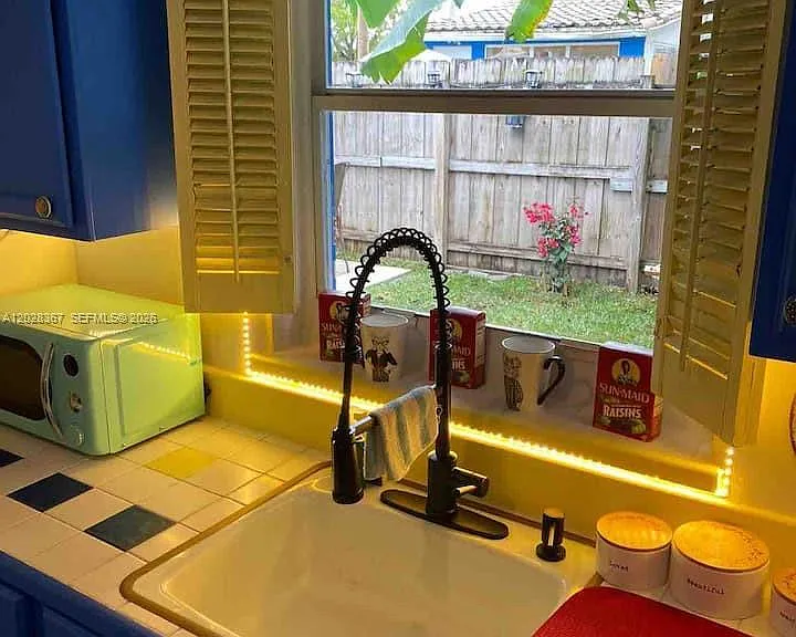 1516 S 17th Ave — Photo 11