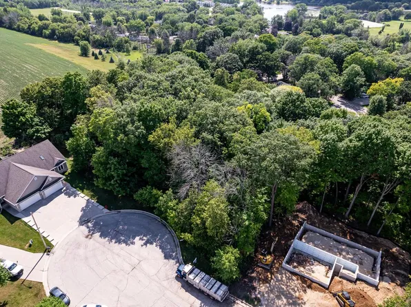 Lt6 HI VIEW COURT, Mayville, WI 53050