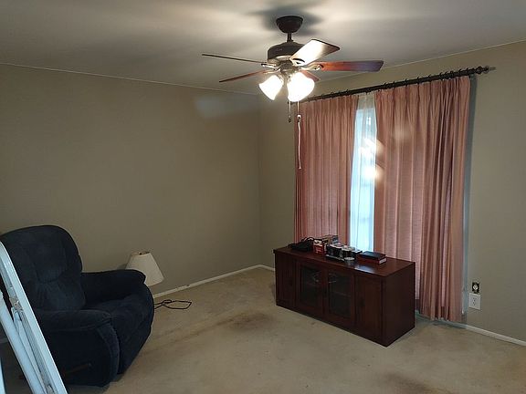 2nd image of 1726 Farwell Dr