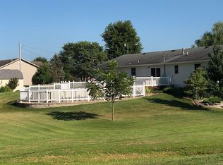 3261 Daiber Ln, Highland, IL