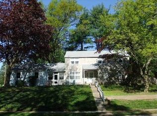 500 Old Schoolhouse Ln, Springfield, PA 19064