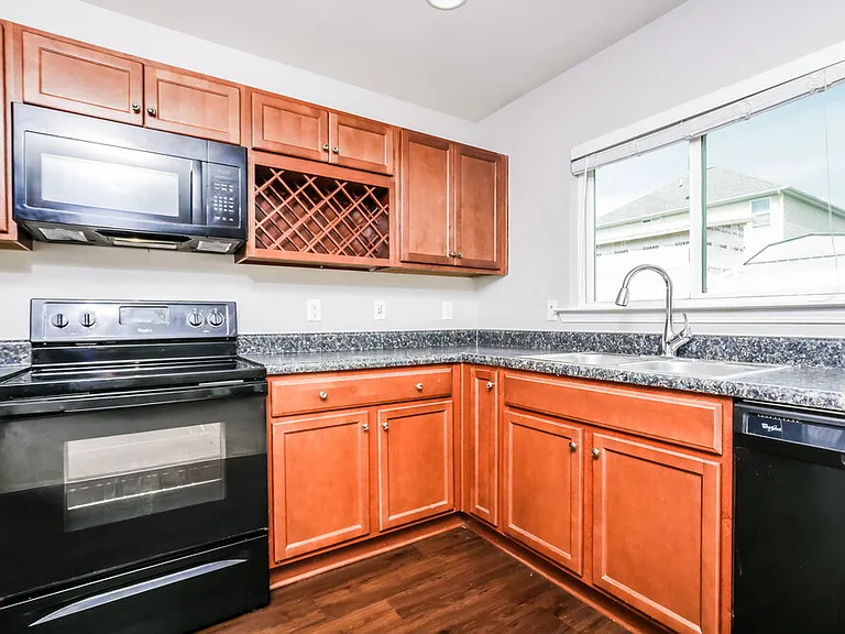 84 Pamlico Dr — Photo 8