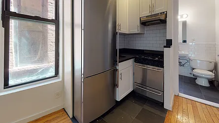 Rented by Bond New York