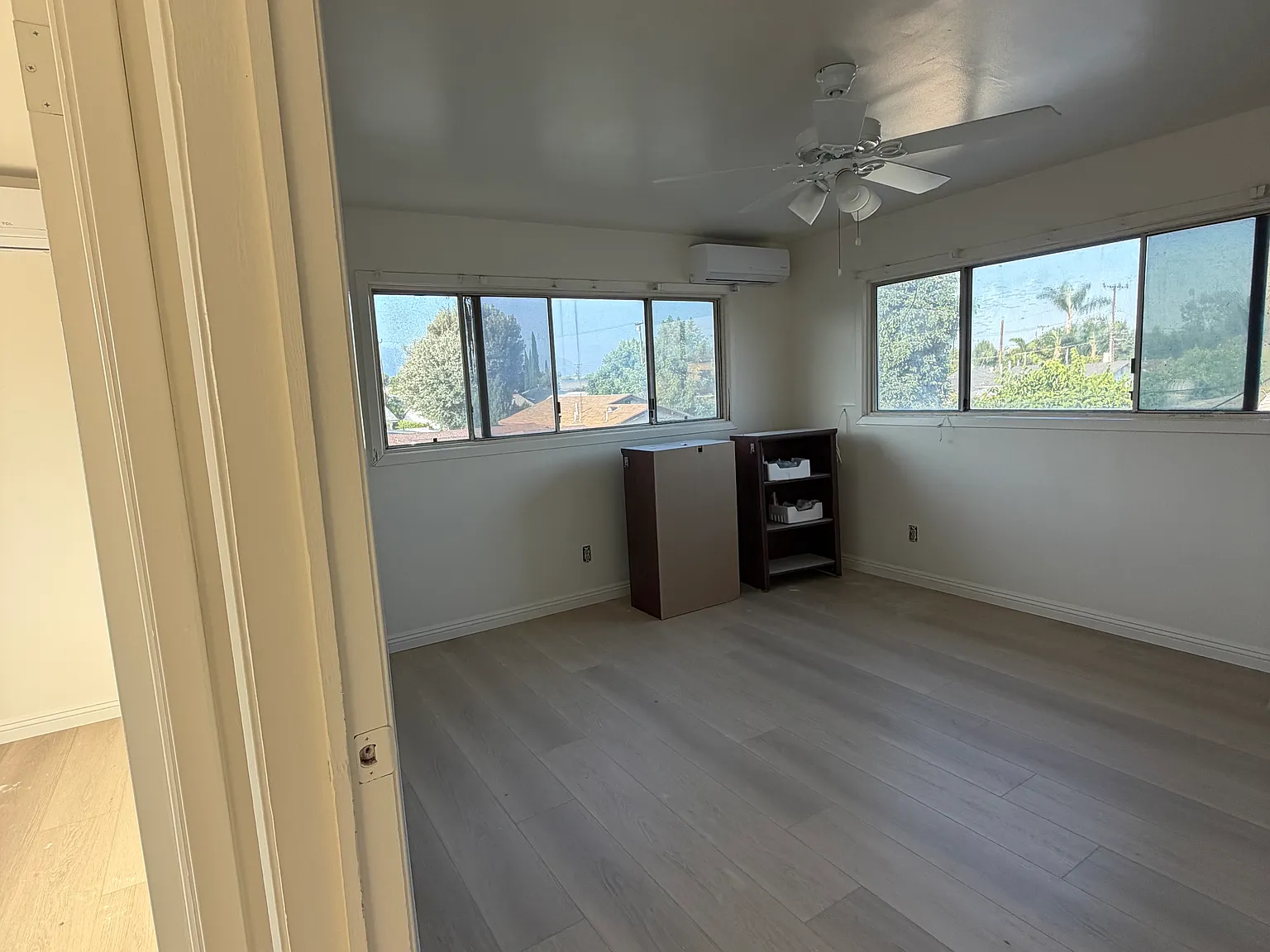 2 bed, 800 sqft, $2,080 — Photo 3
