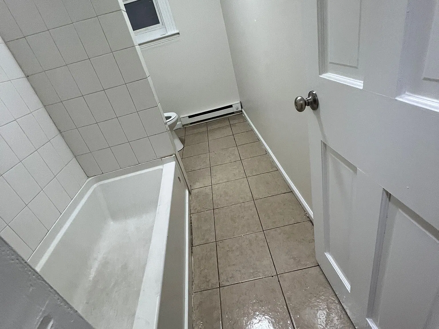 4 bed, $1,350 — Photo 3