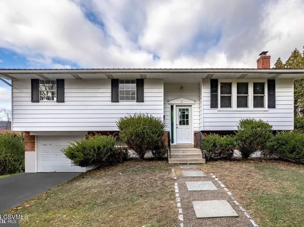 1601 W Fern St, Coal Township, PA 17866