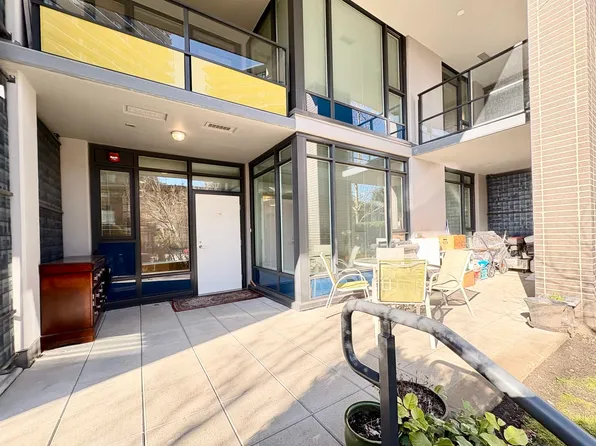 8842 University Cres, Burnaby, BC V5A 0G6