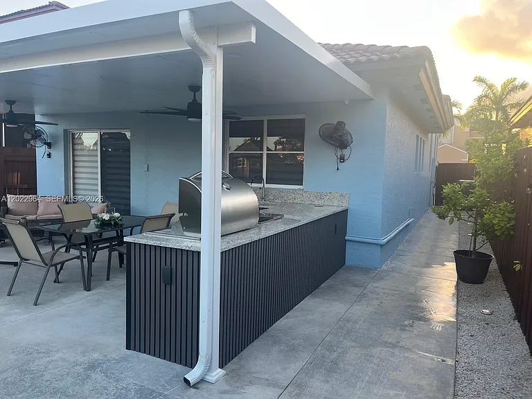 2510 NE 41st Ave — Photo 6