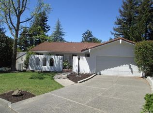 668 Greenview Dr, Santa Rosa, CA 95403
