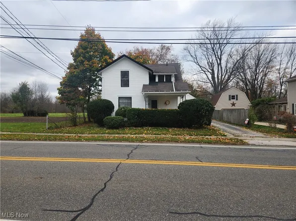 82 River St, Madison, OH 44057
