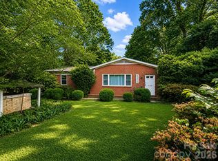 6210 Grove Park Blvd, Charlotte, NC 28215