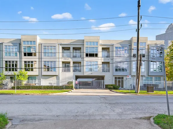 207 Pierce St #307, Houston, TX 77002
