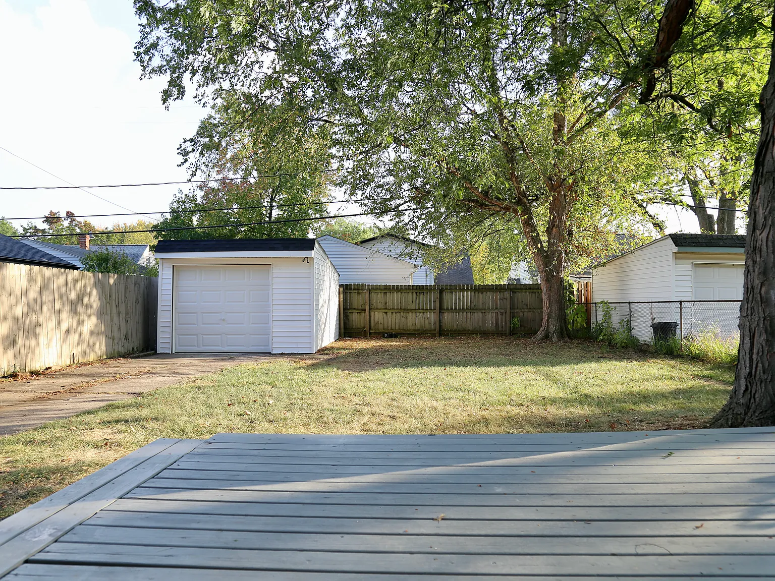 13829 Courtland Ave — Photo 3