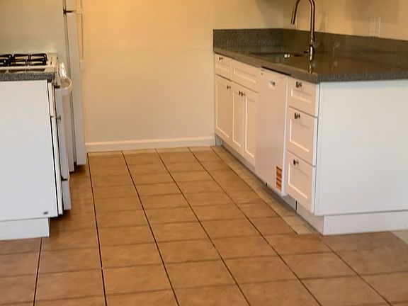 5th image of 6650 Picasso Rd #5
