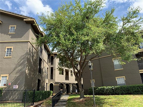 2nd image of 126 Vista Verdi 216 Cir