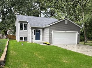 214 S 1st St, Silver Lake, WI 53170
