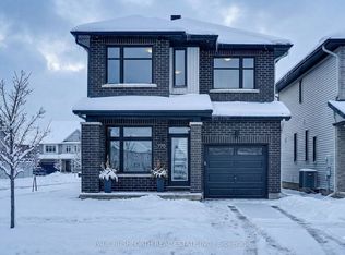 770 Cope Dr, Ottawa, ON K2S 2P9