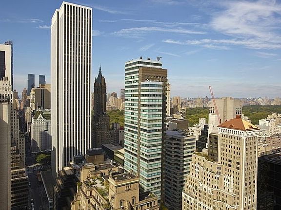 2nd image of 117 E 57th St APT 39D
