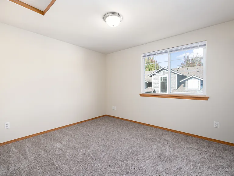 Chelsea Village Townhomes — Photo 30