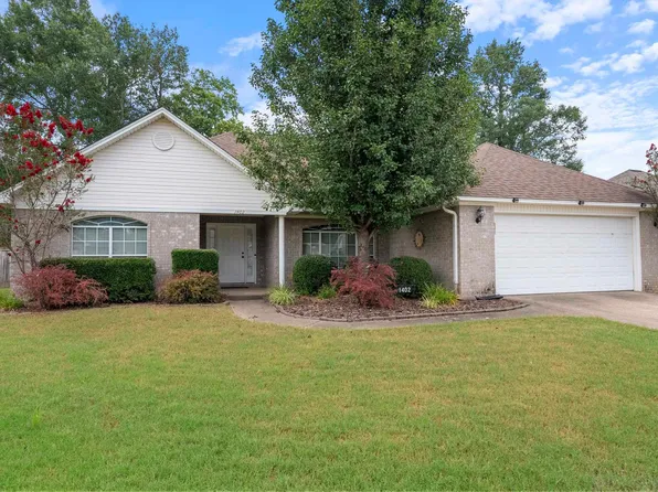 1402 Pleasant Pointe Cir, Bryant, AR 72022
