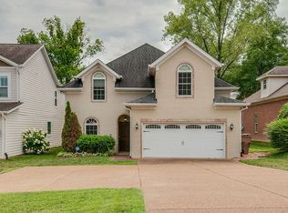2233 Castleman Dr, Nashville, TN 37215