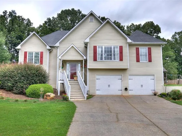 15 Sassy Ln, Euharlee, GA 30145