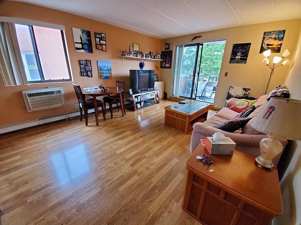 5715 69th Ln Maspeth, NY, 11378 Apartments for Rent Zillow