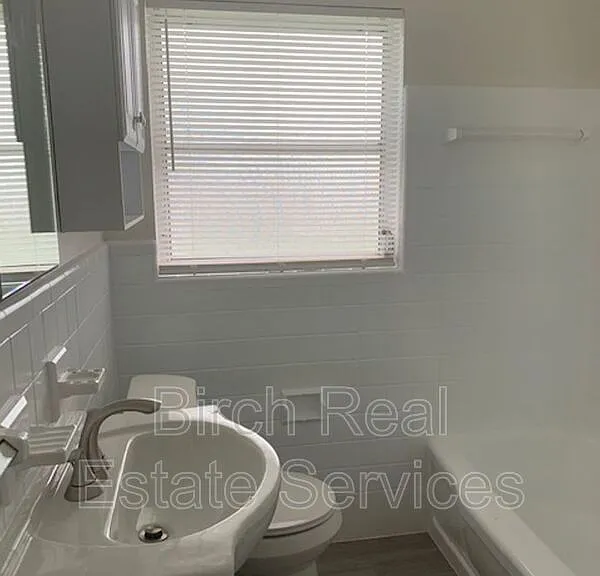 1406 Lemon St — Photo 6