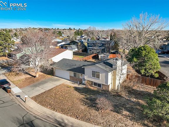 4th image of 3505 Rockhampton Ct