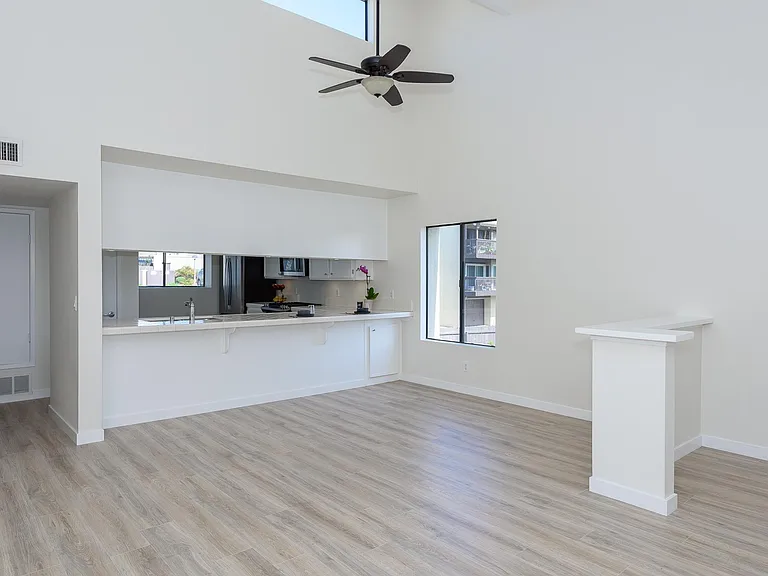 6355 Rancho Mission Rd #4 — Photo 3