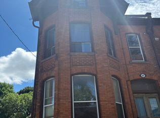 107 Herkimer St #4, Hamilton, ON L8P 2G8