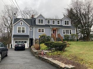 101 Sky Top Dr, Pleasantville, NY 10570