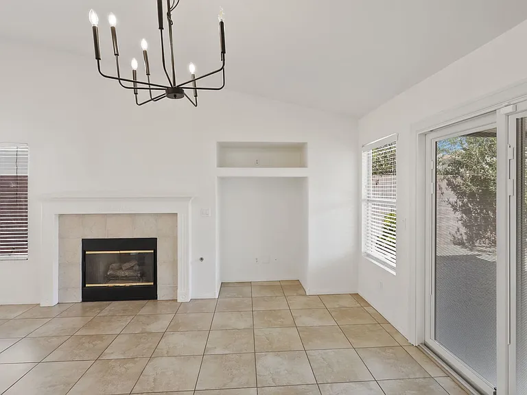 9892 Vermillion Cliffs Ave — Photo 11