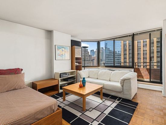 1991 Broadway APT 15C, New York, NY 10023