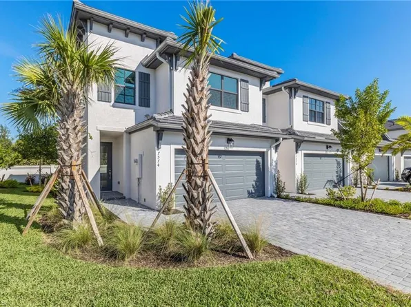 7574 Rockefeller DR, NAPLES, FL 34119