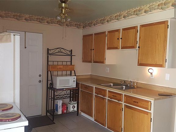 5th image of 4652 S Jellison St