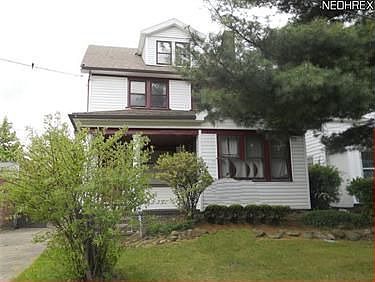 1st image of 13832 Lake Shore Dr