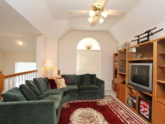 5th image of 2138 Morning Park Dr
