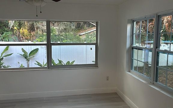 4th image of 2501 Avenue J NW